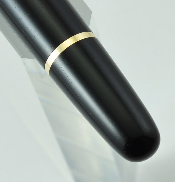 Montblanc Meisterstuck 144 - Black, Gold Trim, 14k Medium